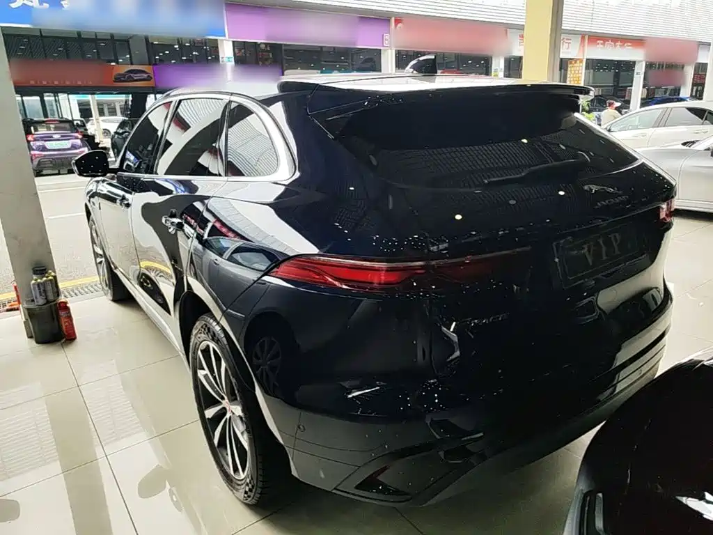 Jaguar F-PACE — миниатюра 5