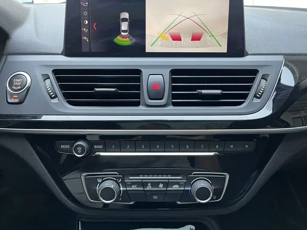 BMW 1 Series — миниатюра 17