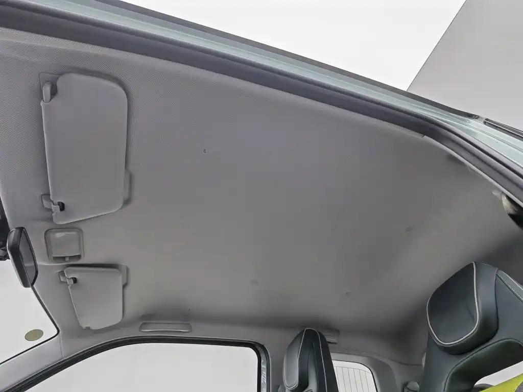 Wuling MINIEV — миниатюра 14