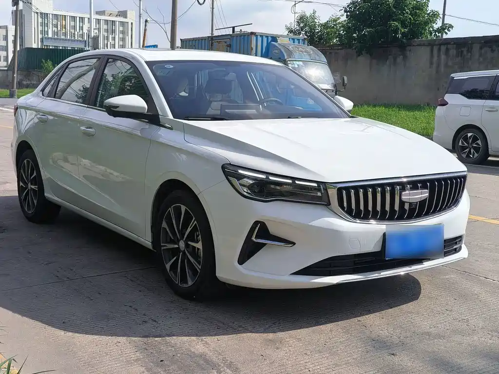 Geely Emgrand — миниатюра 3