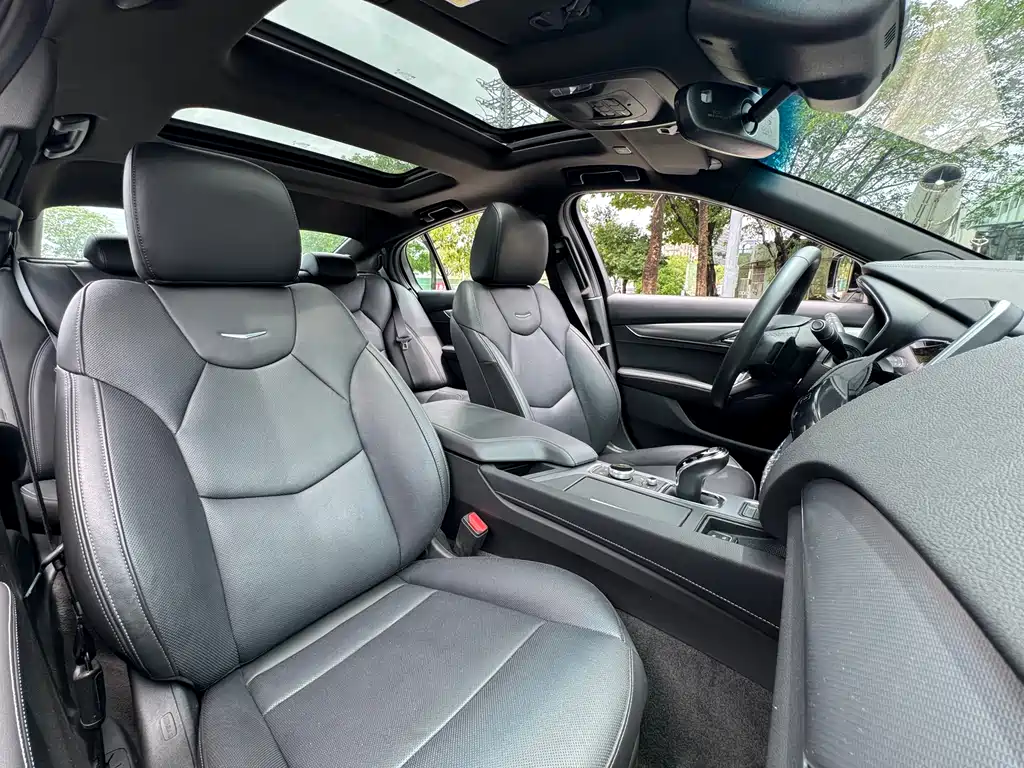 Cadillac CT5 2023 28T Luxury ( Standard )