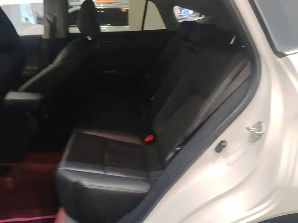 Toyota Harrier — миниатюра 17