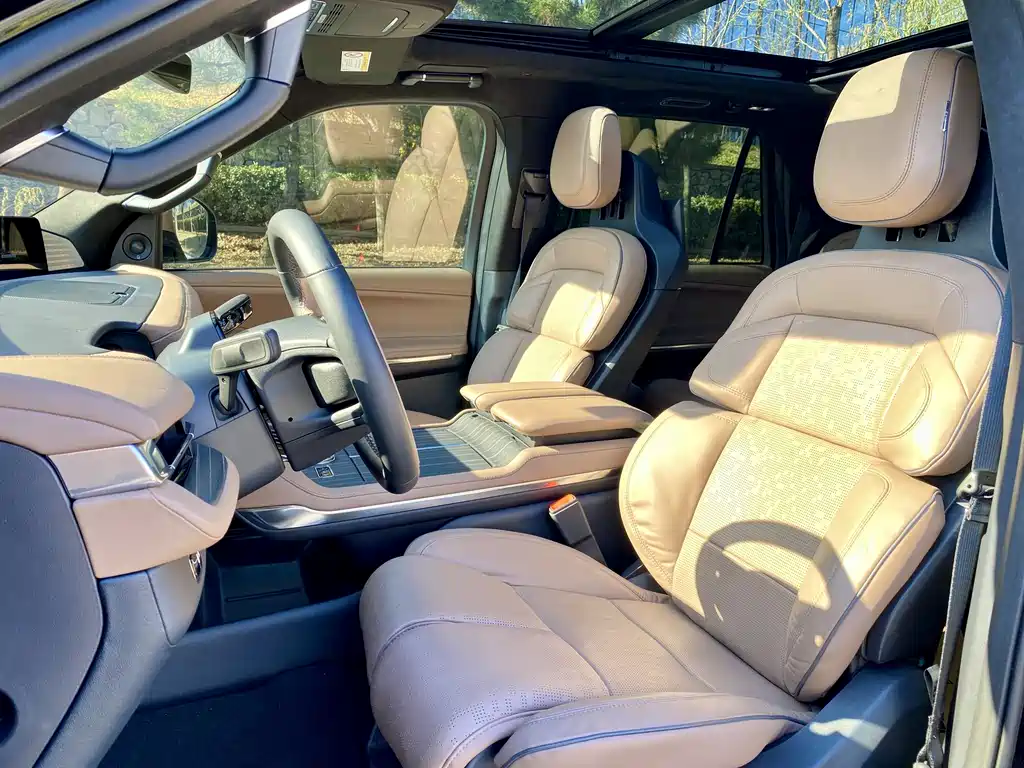 Lincoln Navigator 2025 3.5T