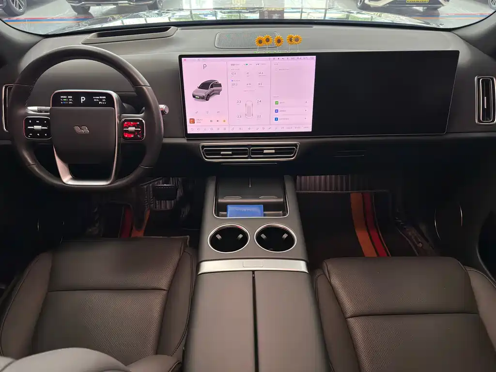 Li Auto Li L8 — миниатюра 11