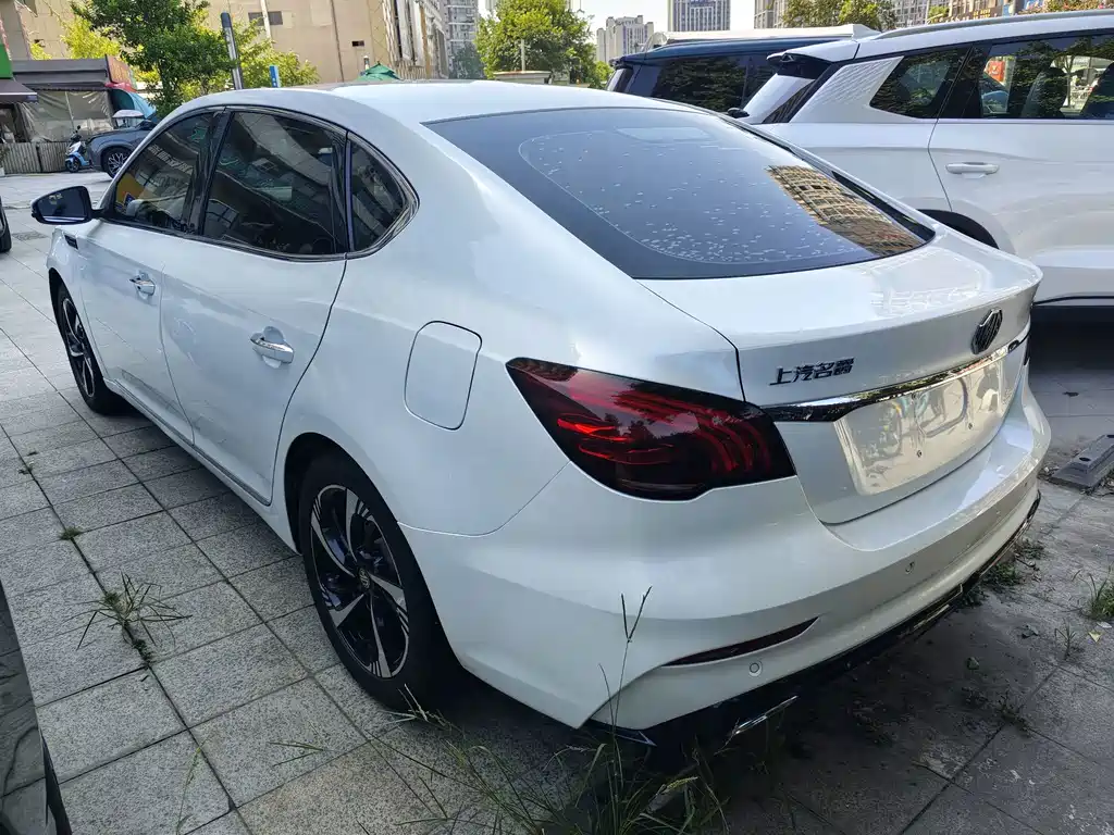 MG MG6 — миниатюра 12