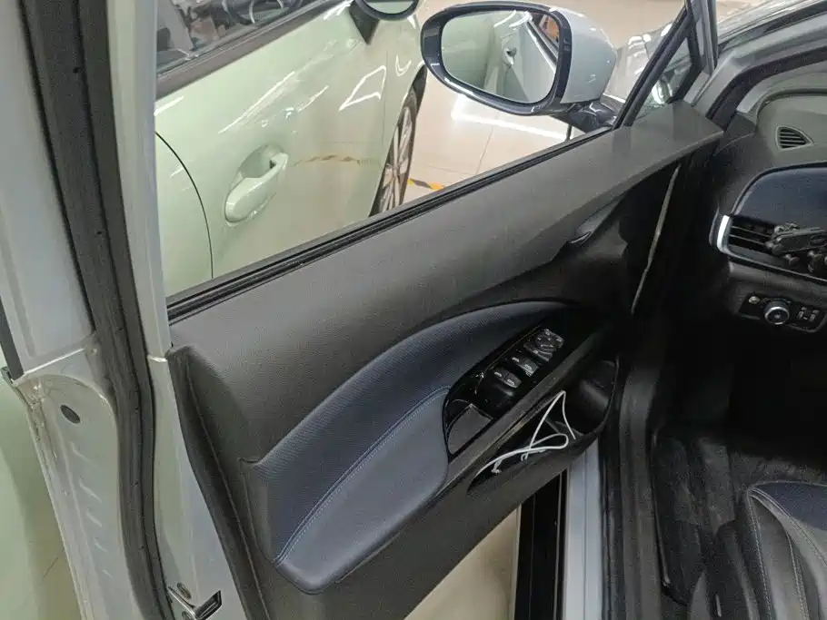 Buick Velite 6 — миниатюра 7
