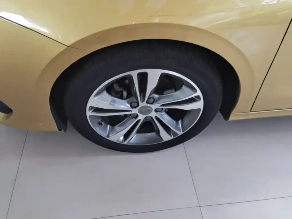 Geely Binrui — миниатюра 23