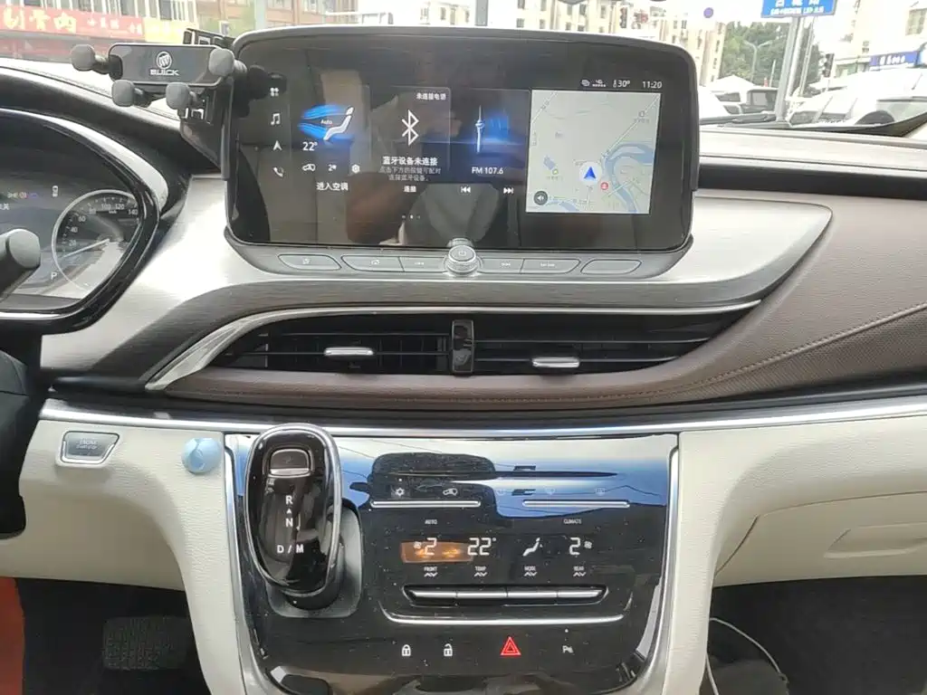 Buick GL8 — миниатюра 13