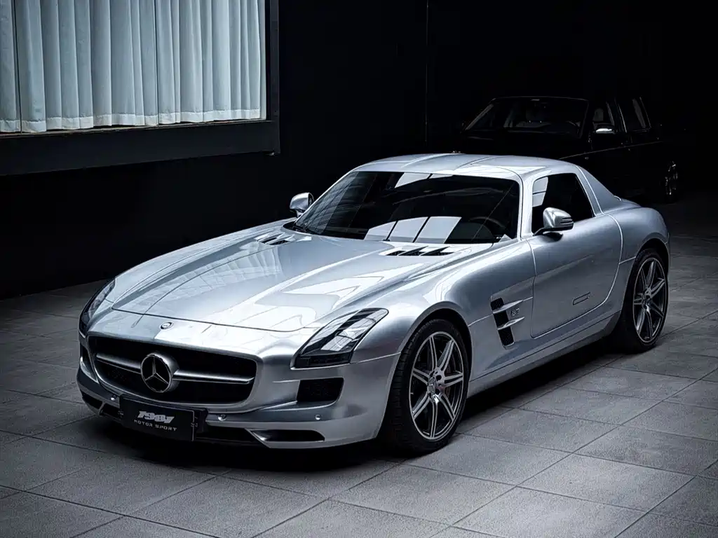 Mercedes-Benz SLS AMG
