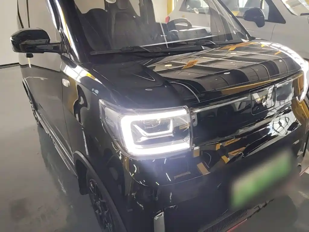 Wuling MINIEV — миниатюра 4