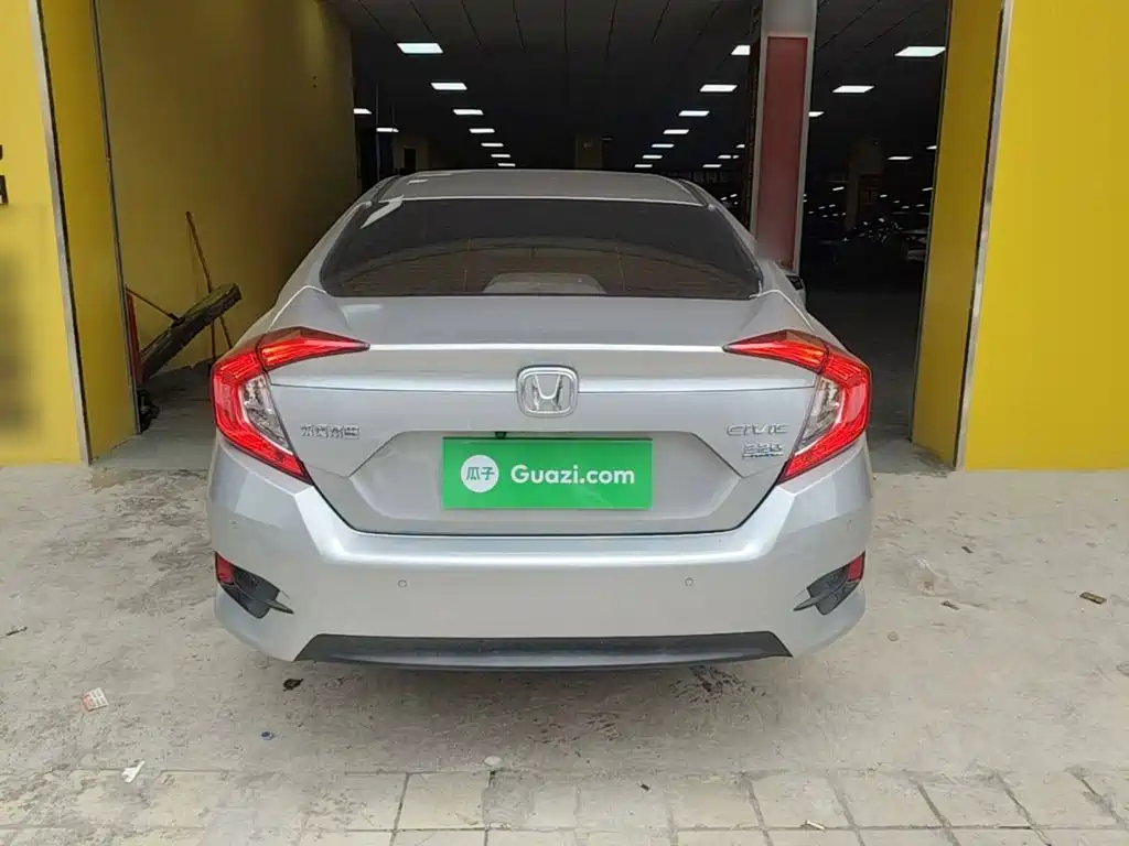 Honda Civic — миниатюра 6