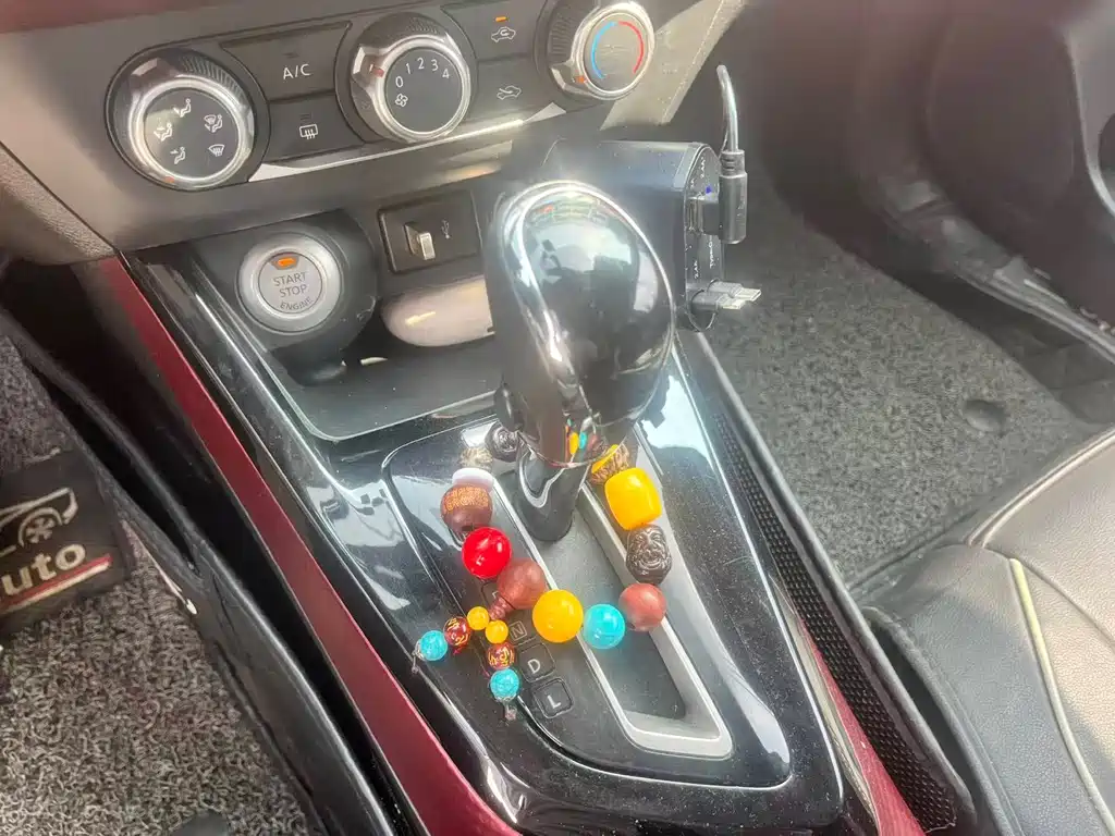 Nissan Bluebird — миниатюра 6