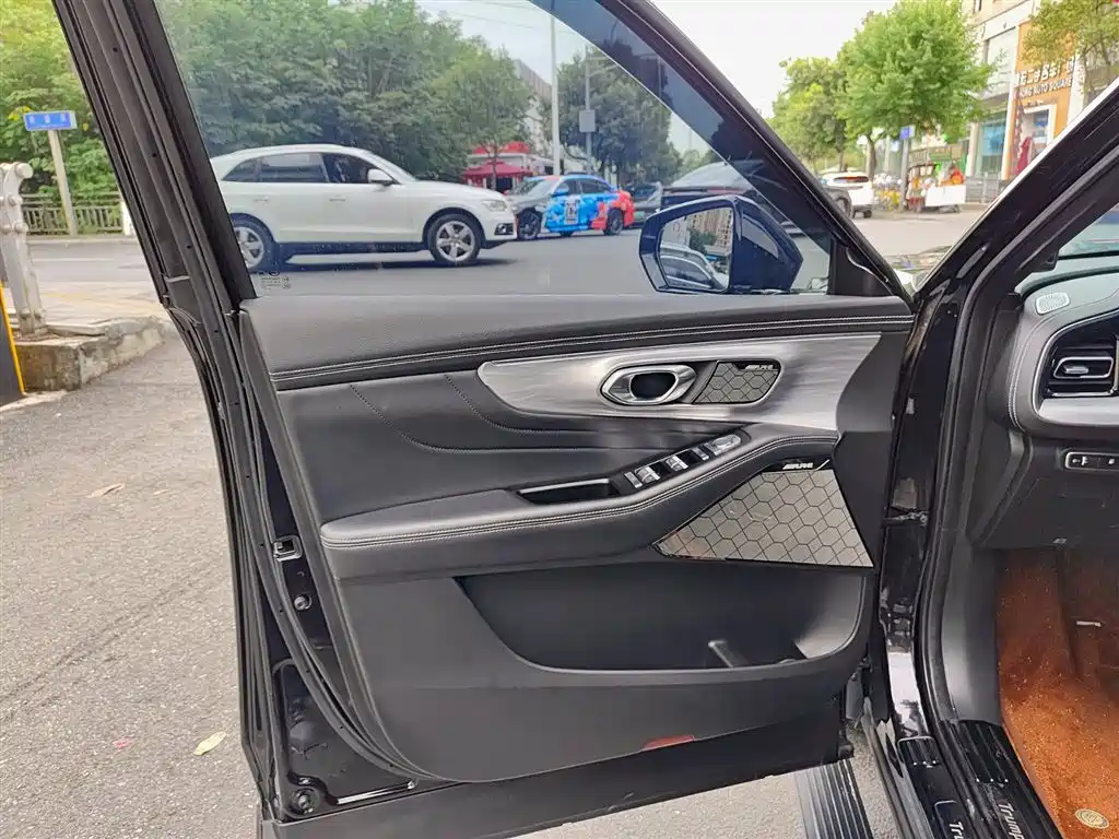 GAC GS8 2022 2.0TGDI Luxury Smart Connect ( мест)