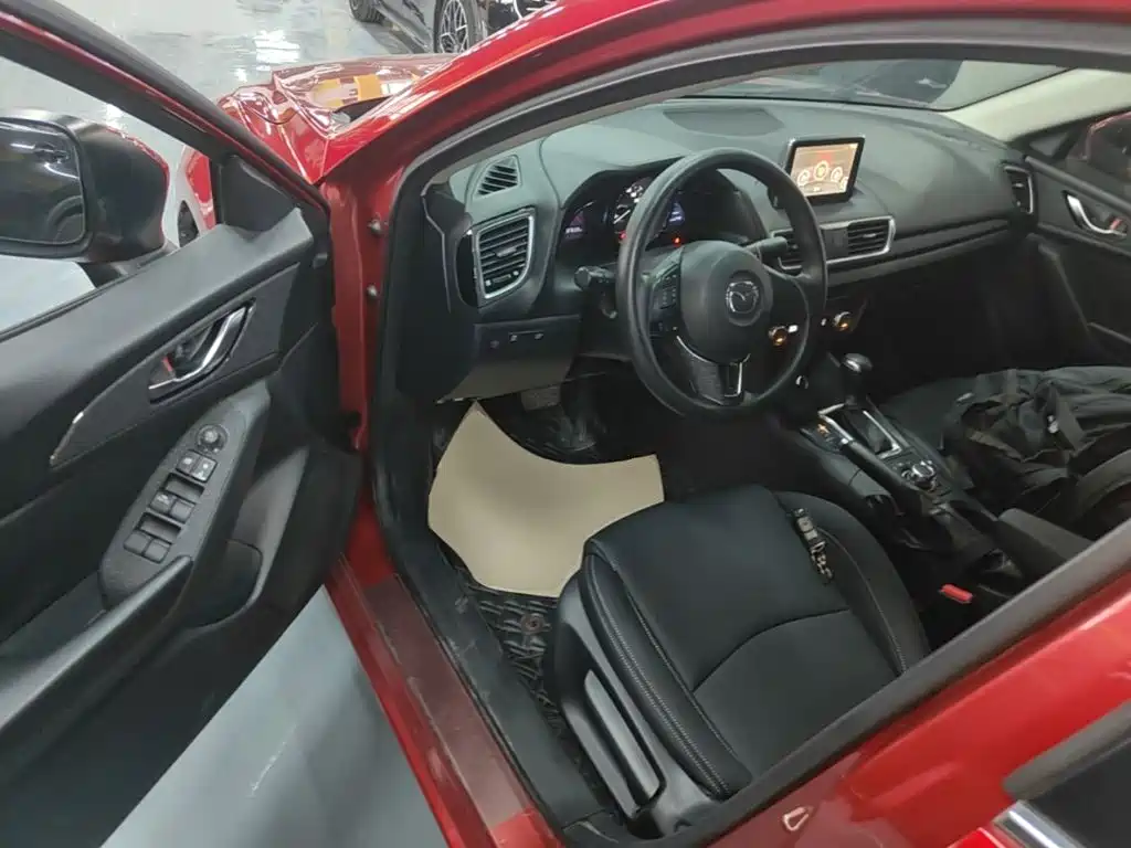 Mazda 3 Axela — миниатюра 16