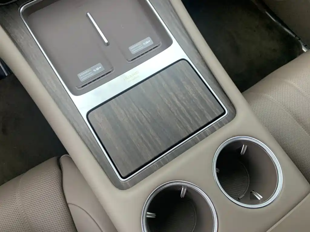 AITO AITO M7 — миниатюра 20