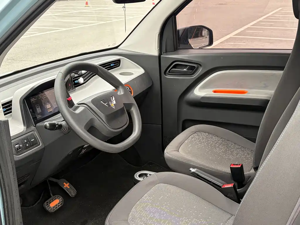 Wuling MINIEV — миниатюра 7