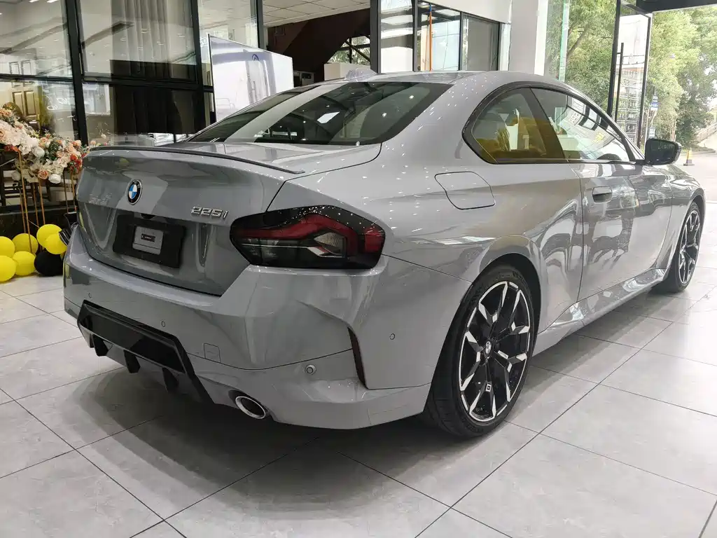 BMW 2 Series 2 2026 225L M Sport