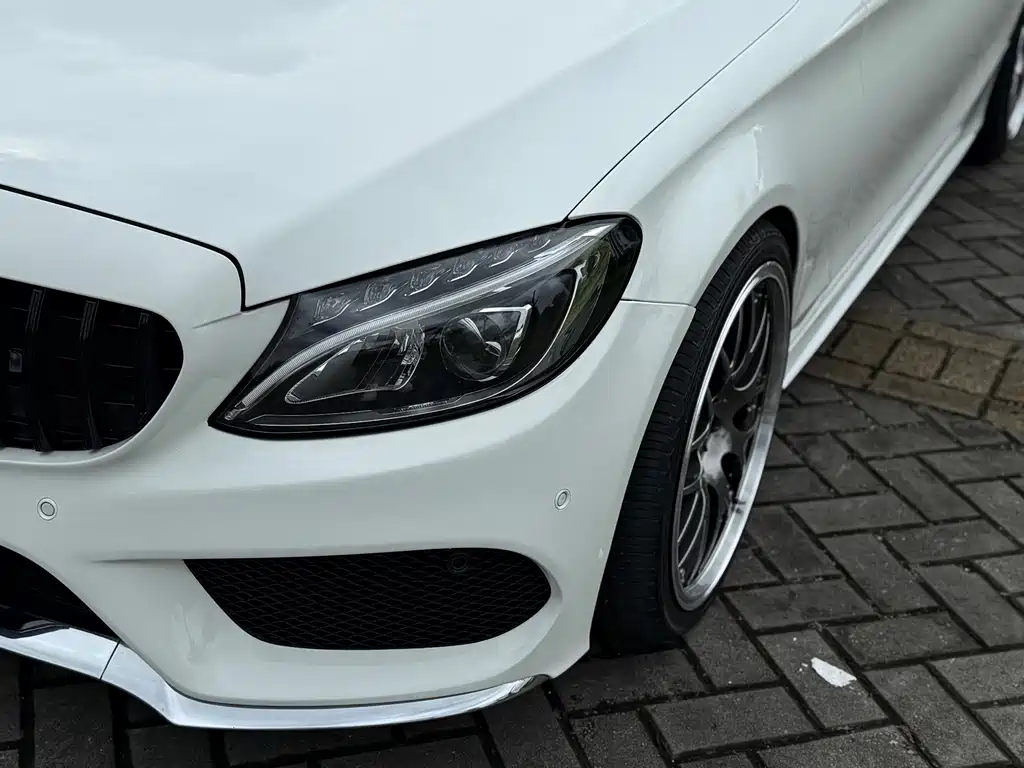 Mercedes-Benz C-Class (Import) — миниатюра 4