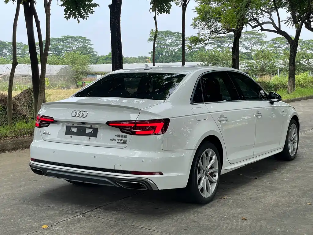 Audi A4L — миниатюра 23