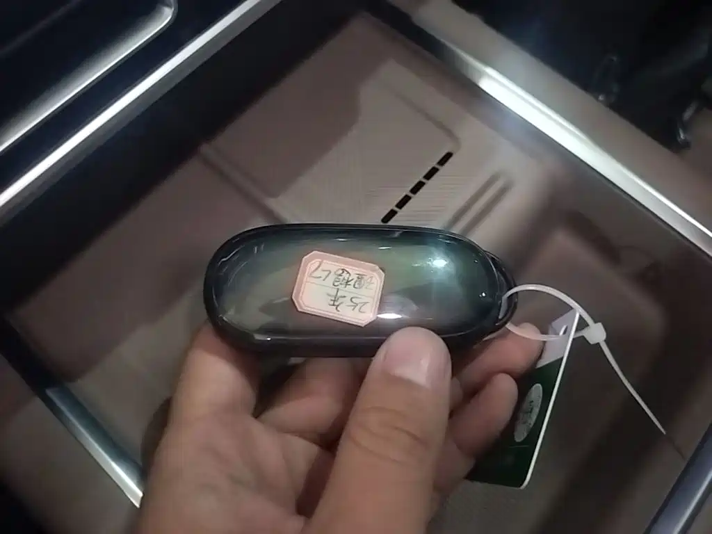 Li Auto Li L7 — миниатюра 9