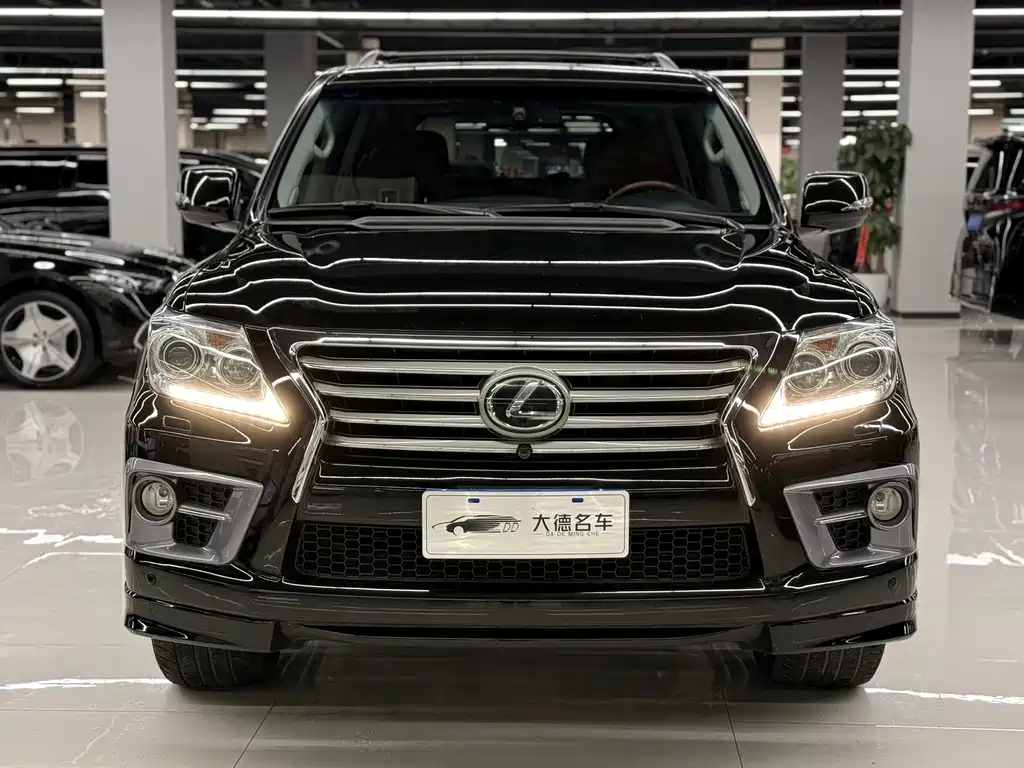 Lexus LX — миниатюра 3