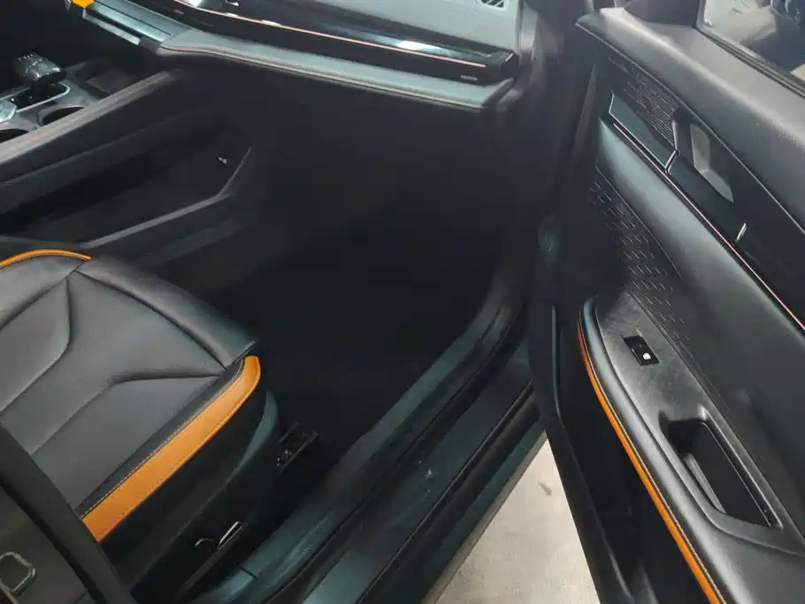 Changan UNI-V — миниатюра 8