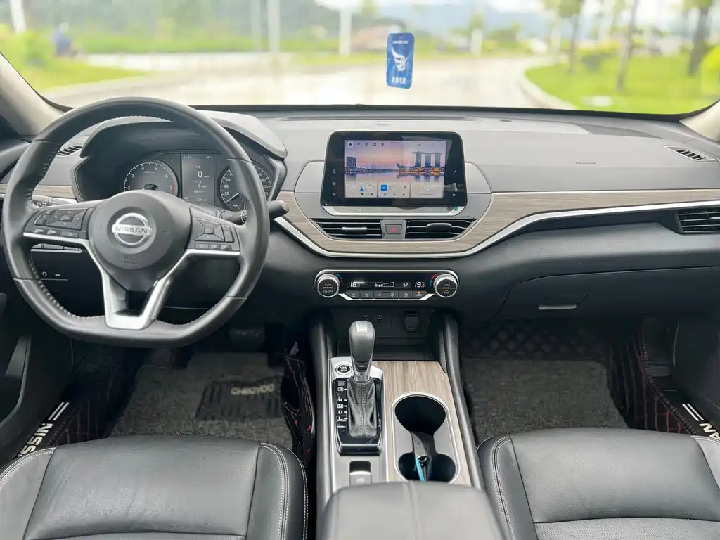 Nissan Teana — миниатюра 15