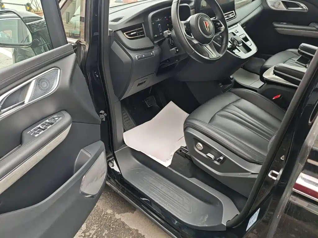 Hongqi Hongqi HQ9 PHEV — миниатюра 16