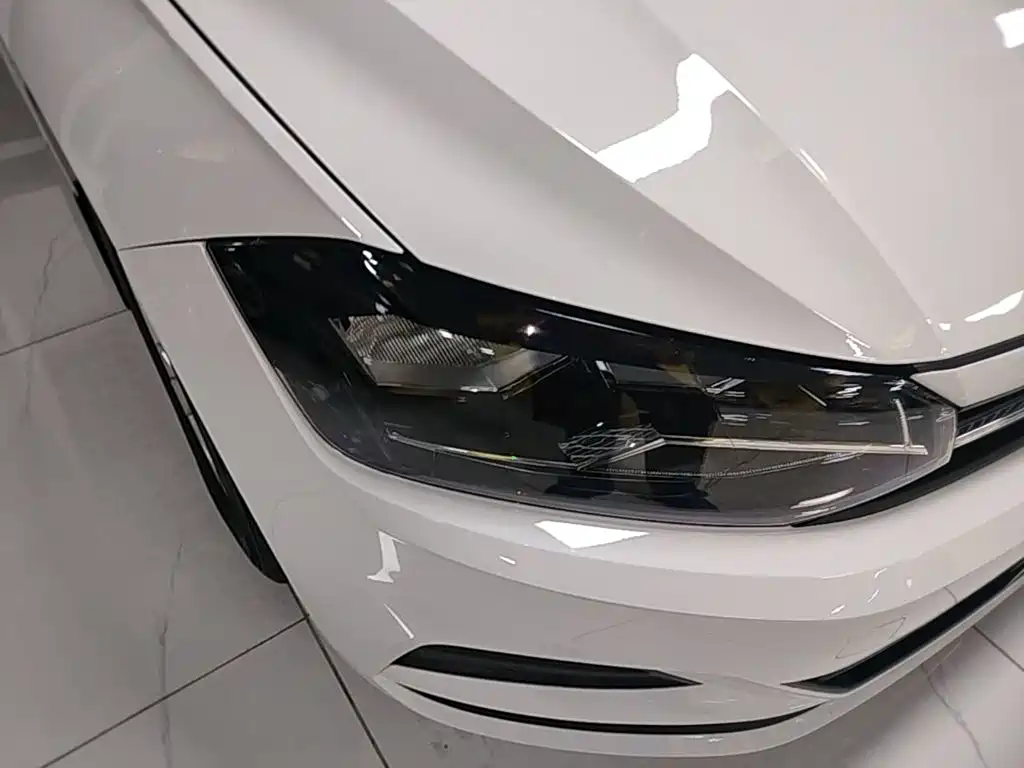 Volkswagen Polo — миниатюра 11
