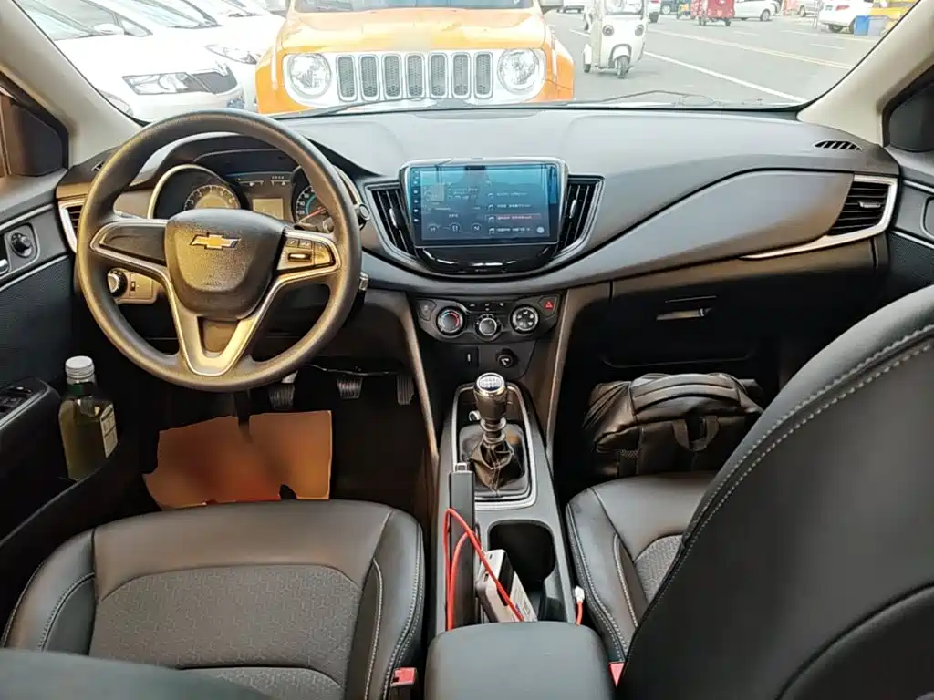 Chevrolet Cavalier — миниатюра 10