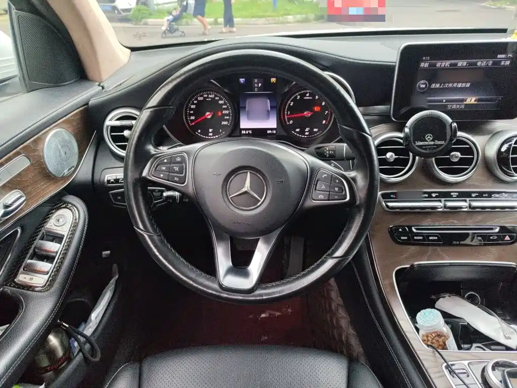 Mercedes-Benz GLC — миниатюра 6