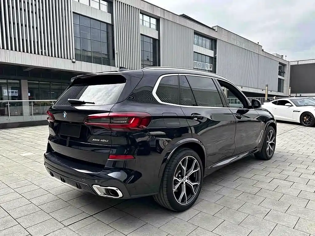BMW X5 — миниатюра 11