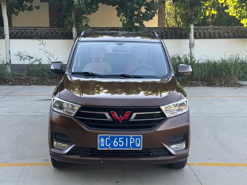 Wuling Hongguang — миниатюра 2