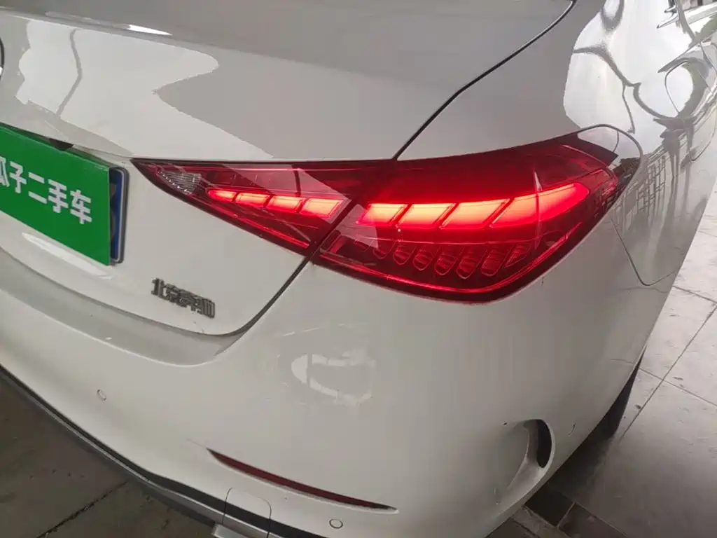 Mercedes-Benz C-Class — миниатюра 8