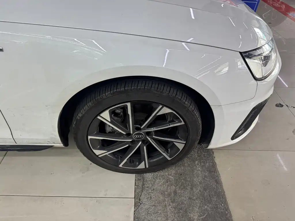 Audi A4L — миниатюра 11