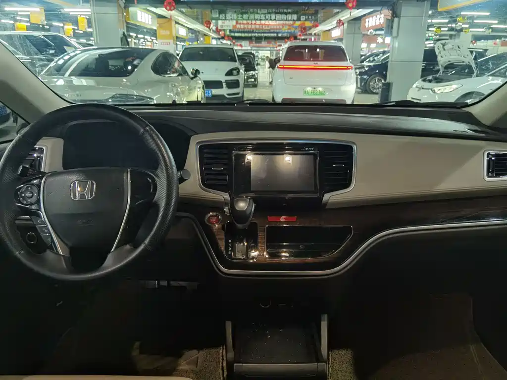 Honda Odyssey 2017 2.4L Luxury