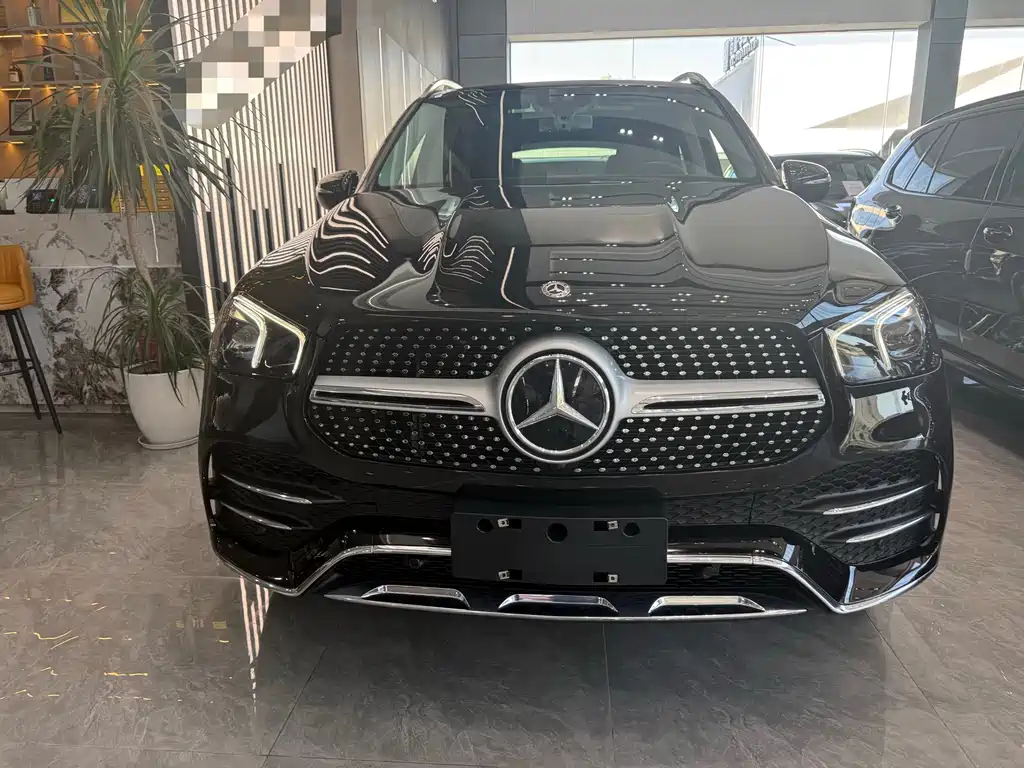 Mercedes-Benz GLE (Import) — миниатюра 2