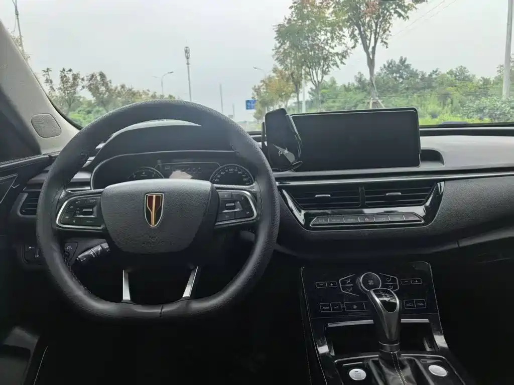 Hongqi Hongqi H5 — миниатюра 15