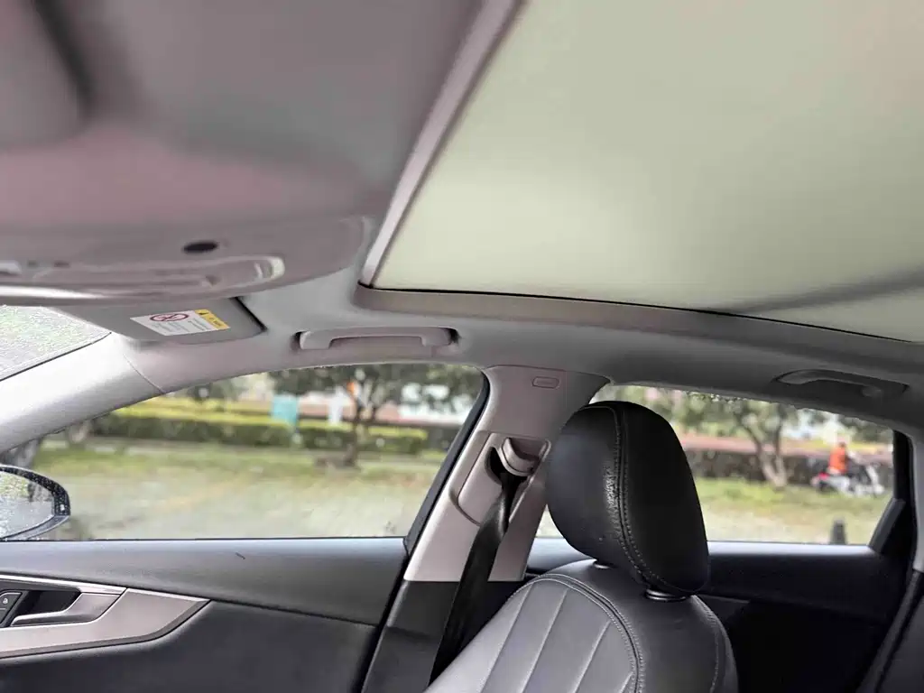 Audi A4L — миниатюра 13