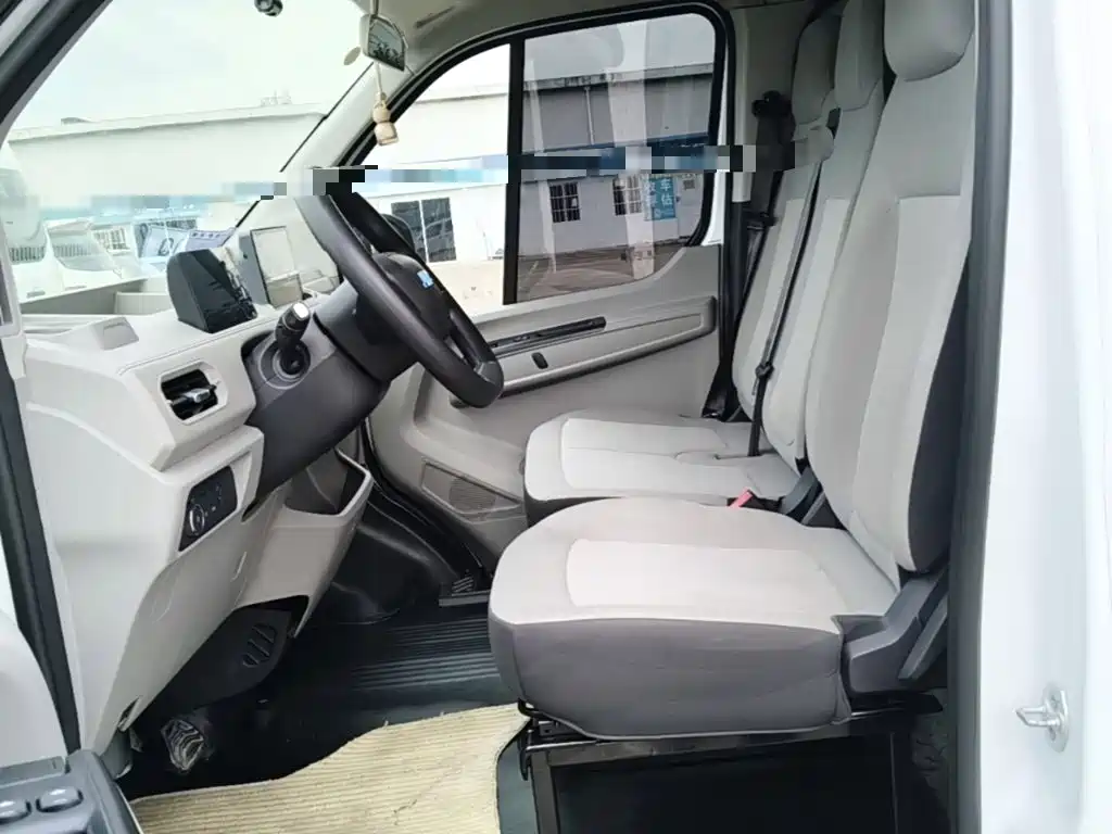 JMC E-Fushun — миниатюра 15