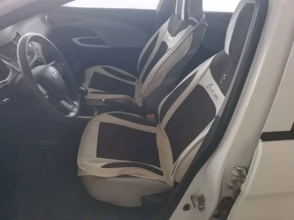 Chevrolet Sail — миниатюра 15