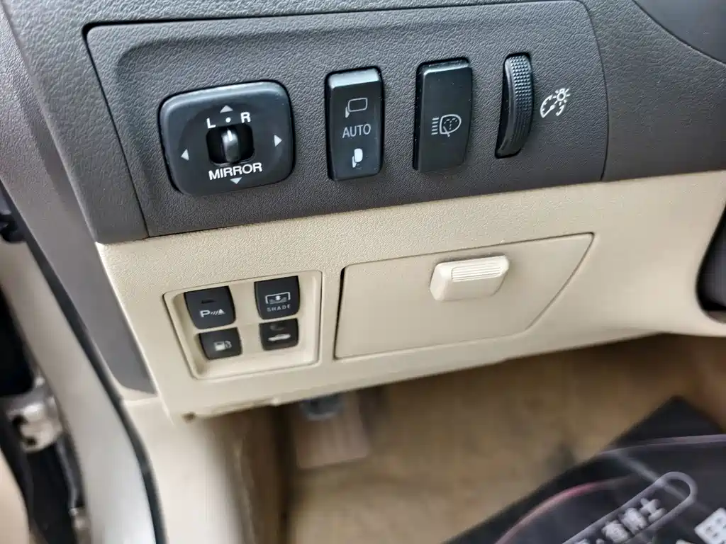 Lexus ES — миниатюра 12