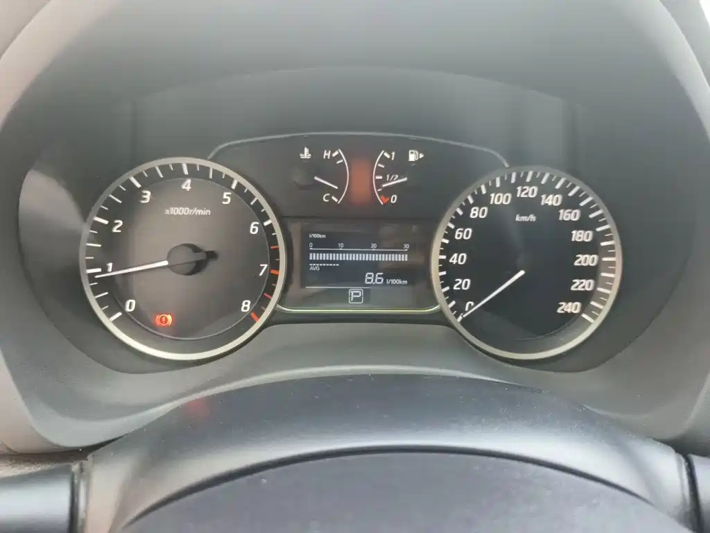 Nissan Sylphy — миниатюра 4