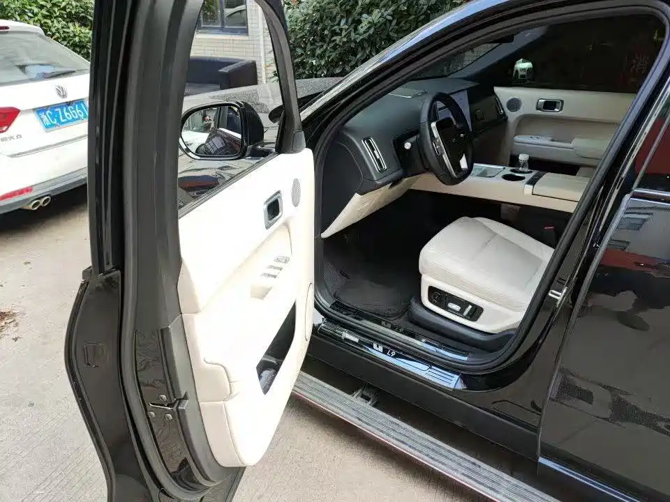Li Auto Li ONE — миниатюра 5