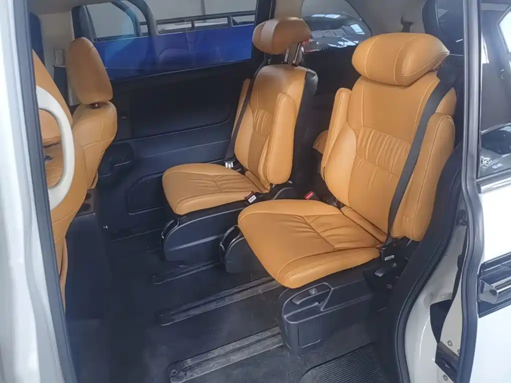Honda Elysion — миниатюра 17