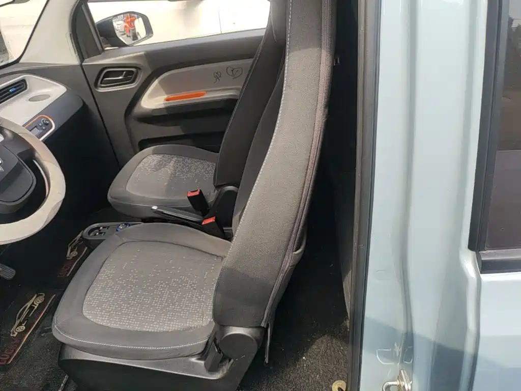 Wuling MINIEV — миниатюра 15