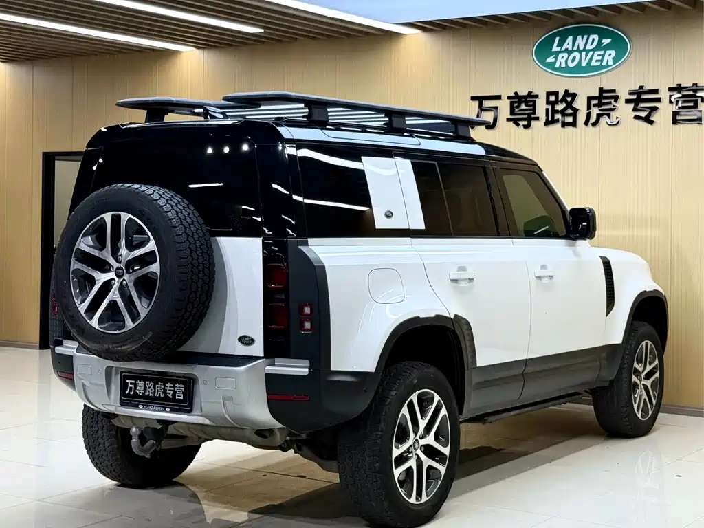 Land Rover Defender — миниатюра 9