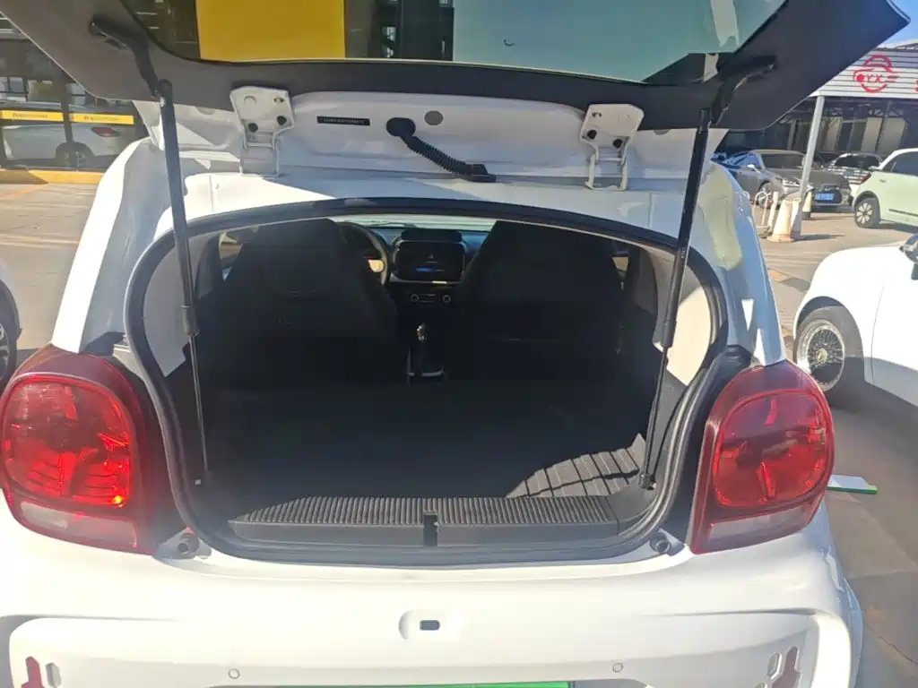 Roewe Clever — миниатюра 19