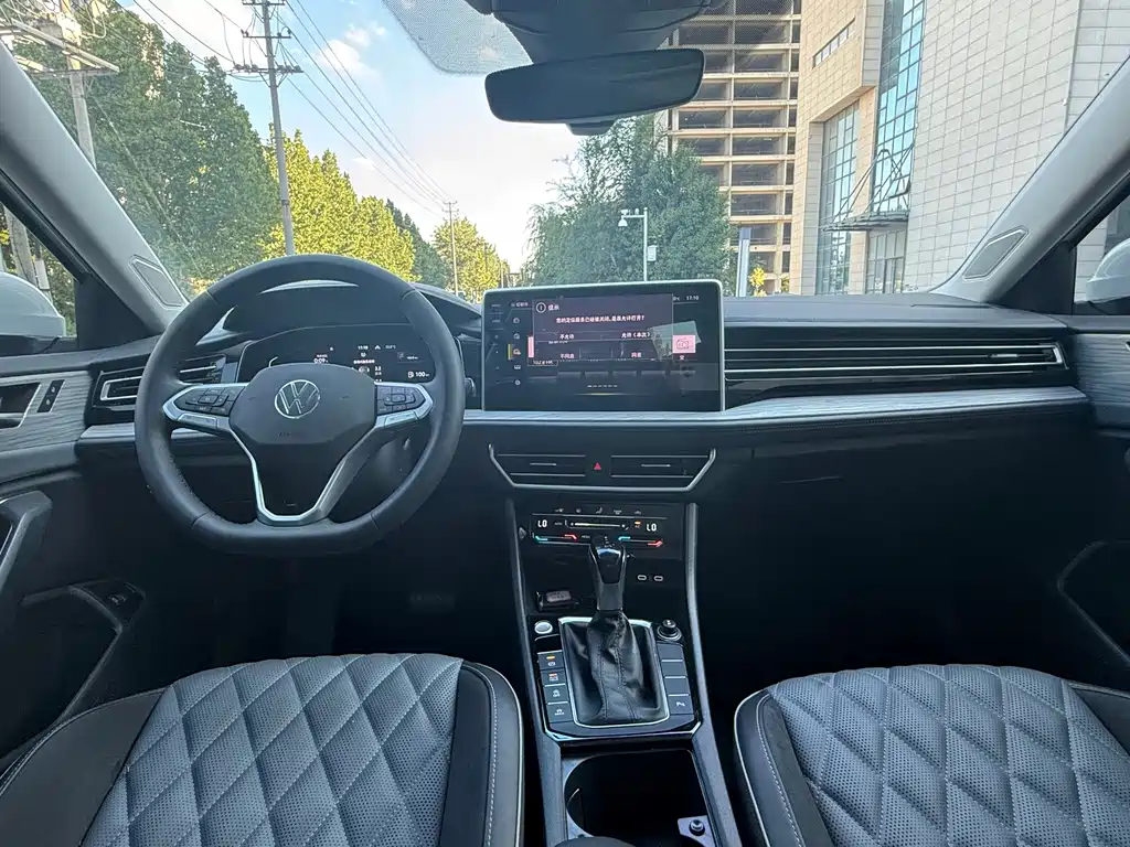 Volkswagen Sagitar — миниатюра 9