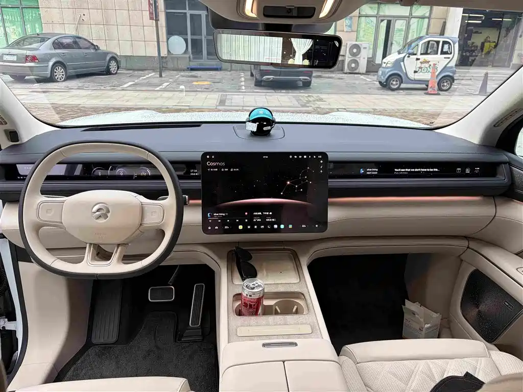 NIO ES8 — миниатюра 6